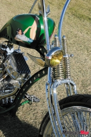 Motorcycle-Mojo_05_Master-Deluxe